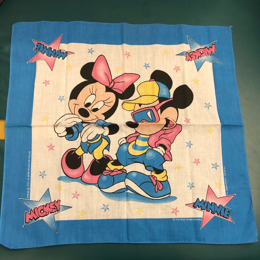 Mickey and Minnie Scarf